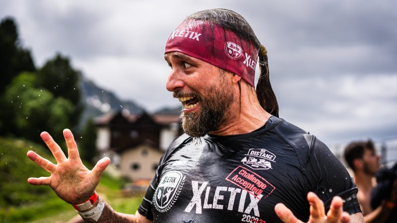 Challenger schaut ungläubig